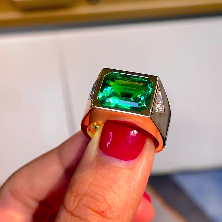 5ct Bezel Setting Emerald Cut Emerald Sapphire Engagement Ring