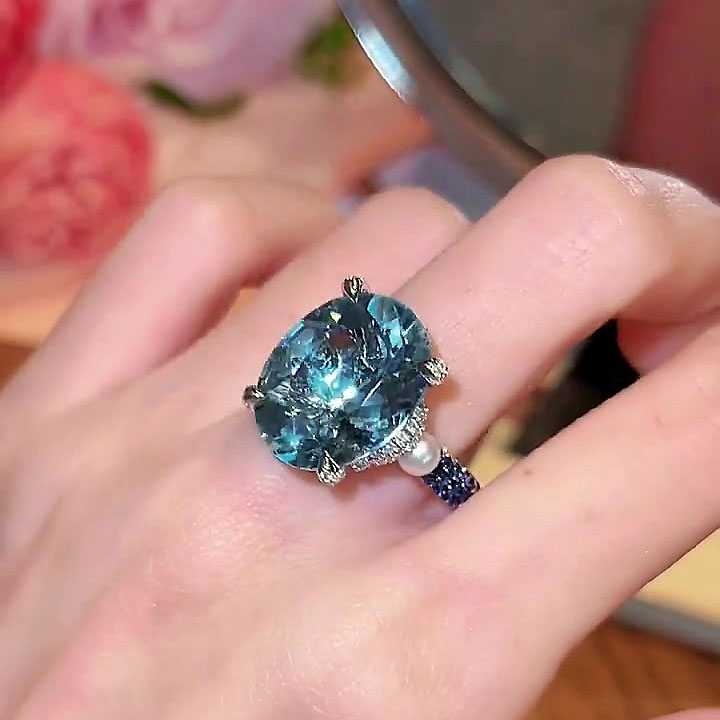 5ct Oval Cut Aquamarine Sapphire Engagement Ring