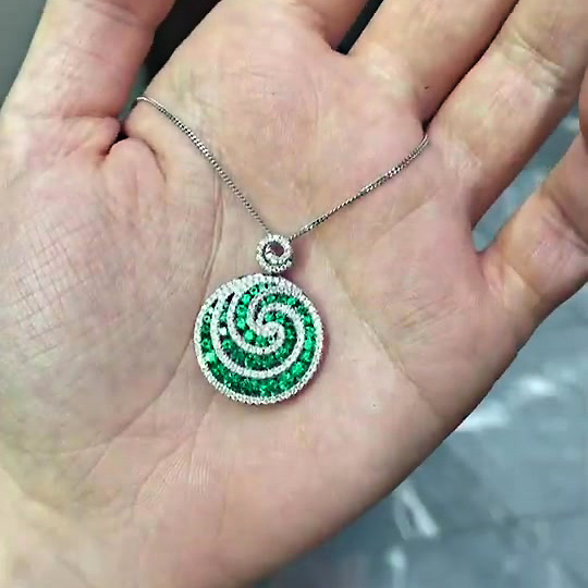 Round Cut Emerald Sapphire Pendant Necklace