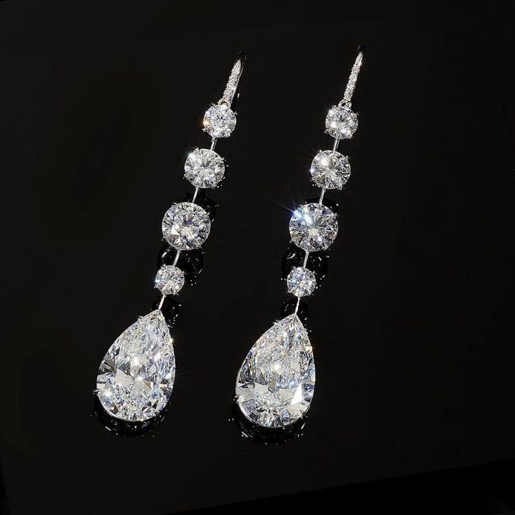 Pear Cut White Sahhire Drop Earrings