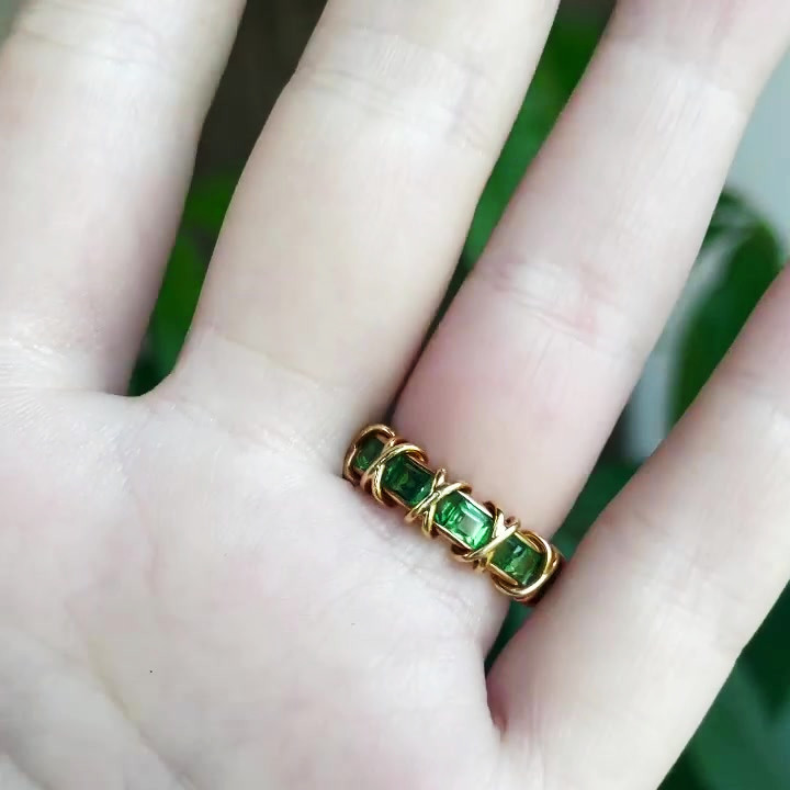 3.5ct Princess Cut Emerald Green Wedding Band