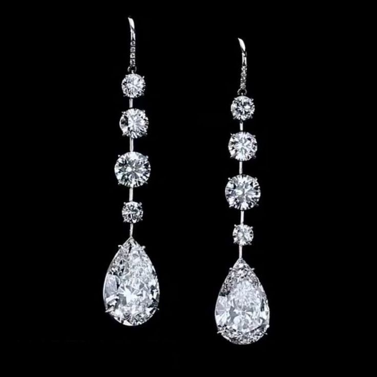 Pear Cut White Sahhire Drop Earrings