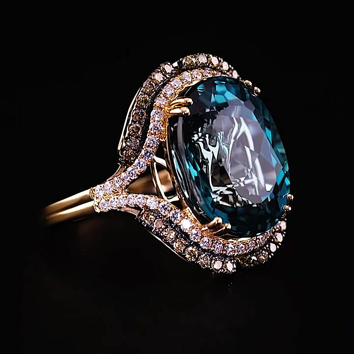 7ct Oval Cut Blue Sapphire Engagement Ring