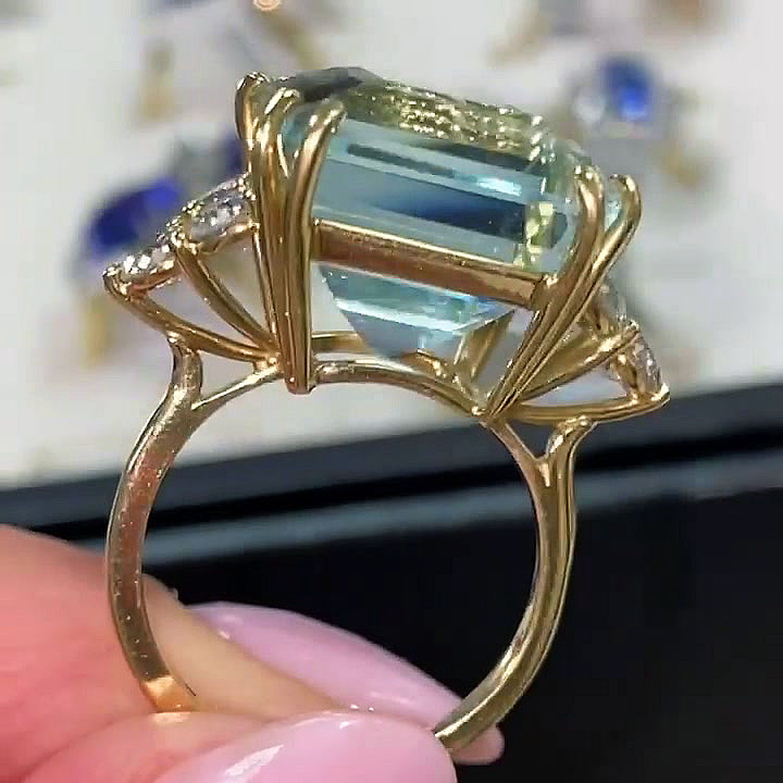 6ct Emerald Cut Aquamarine Sapphire Engagement Ring
