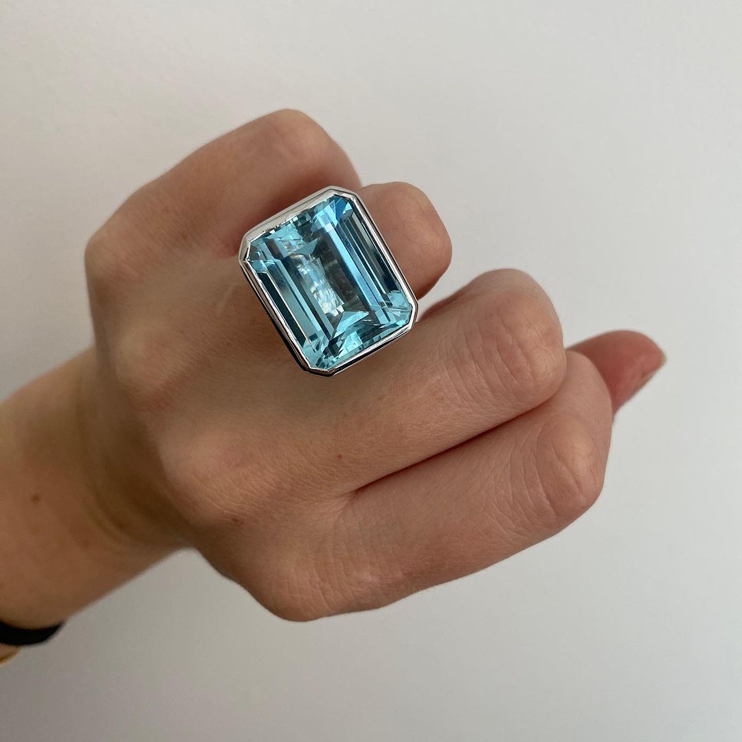 8ct Emerald Cut Aquamarine Sapphire Engagement Ring