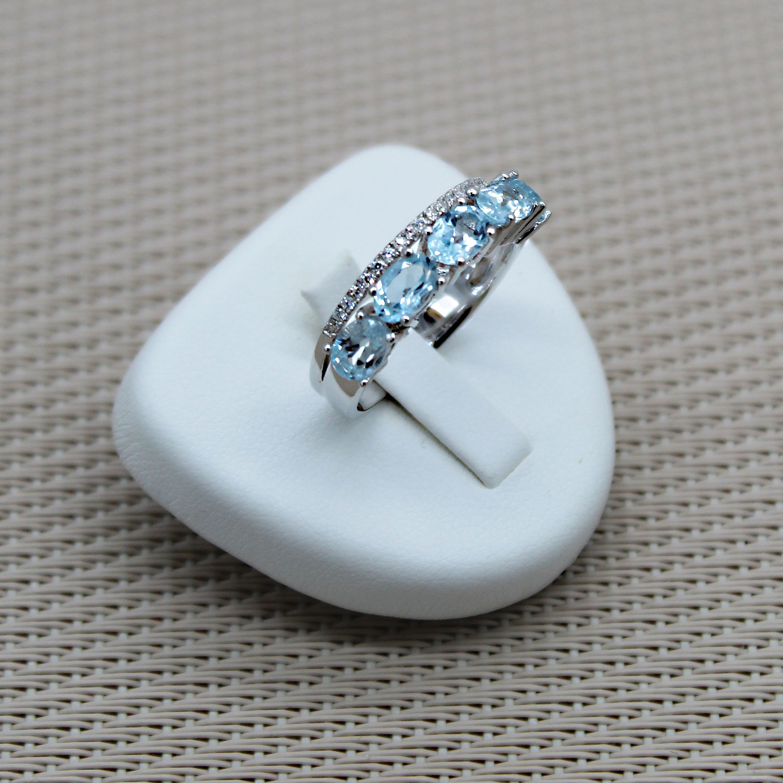 4.25ct Oval Cut Aquamarine Sapphire Eternity Ring