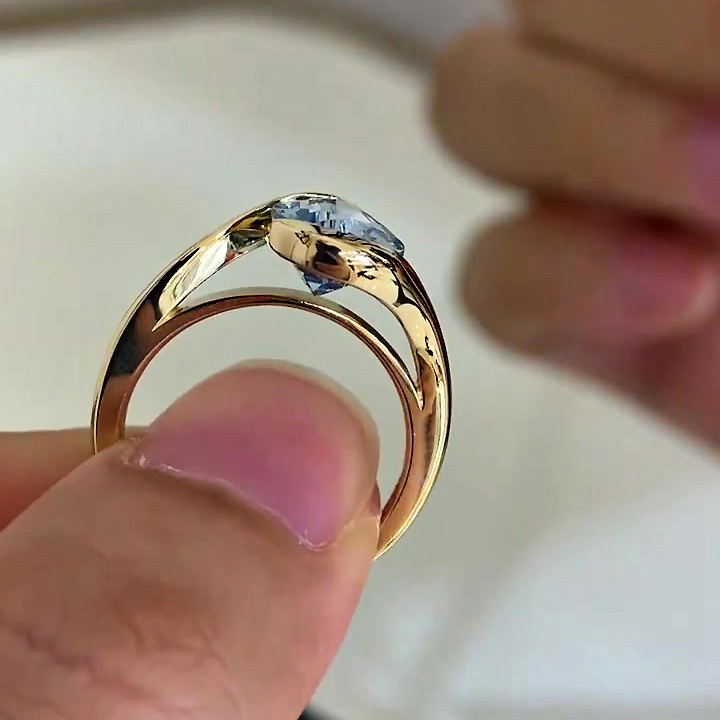 5ct Bypass Shank Pear Cut Aquamarine Sapphire Ring