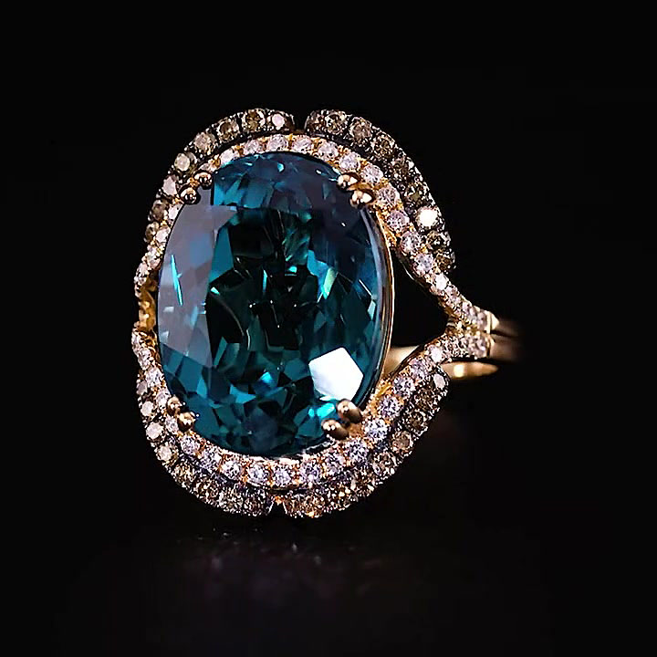 7ct Oval Cut Blue Sapphire Engagement Ring