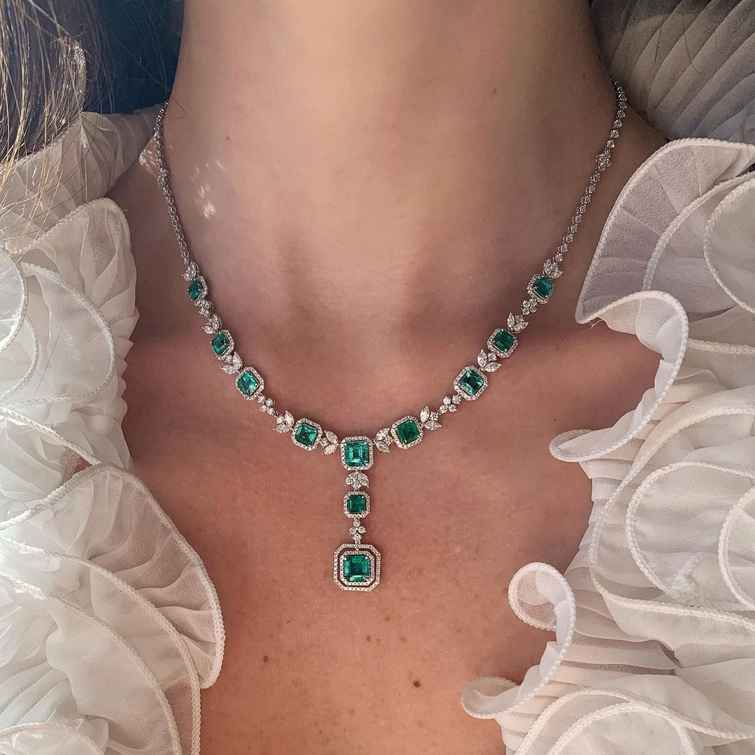 Fashion Emerald Necklace Choker