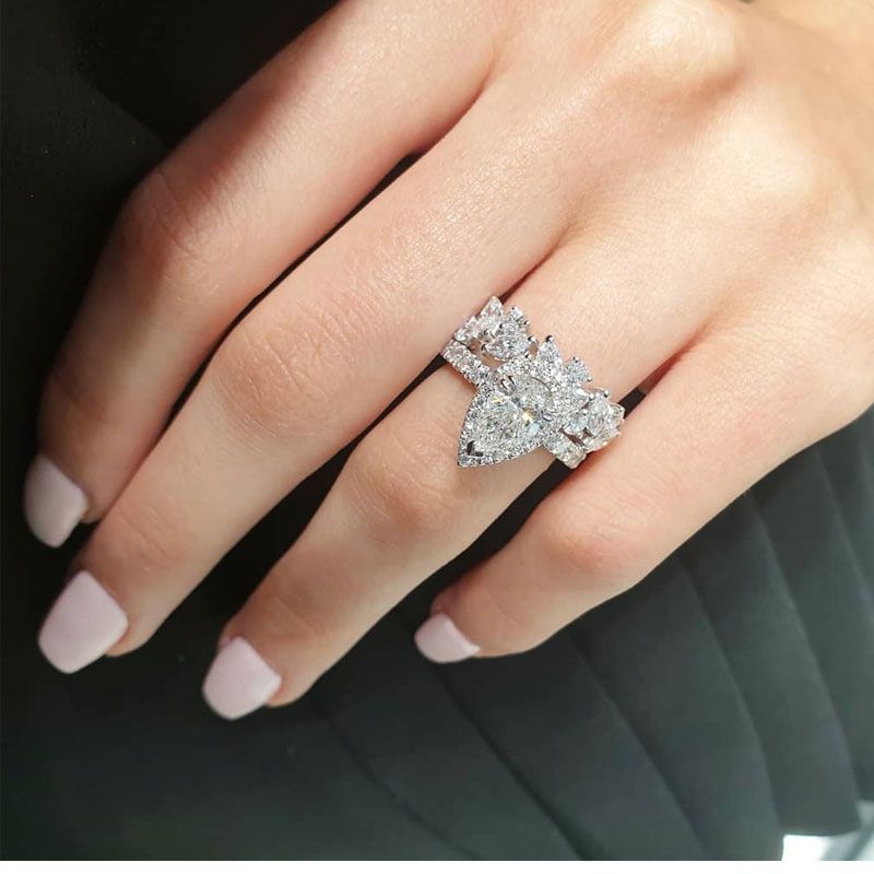 1.5ct Pear Cut White Sapphire Wedding Ring Set