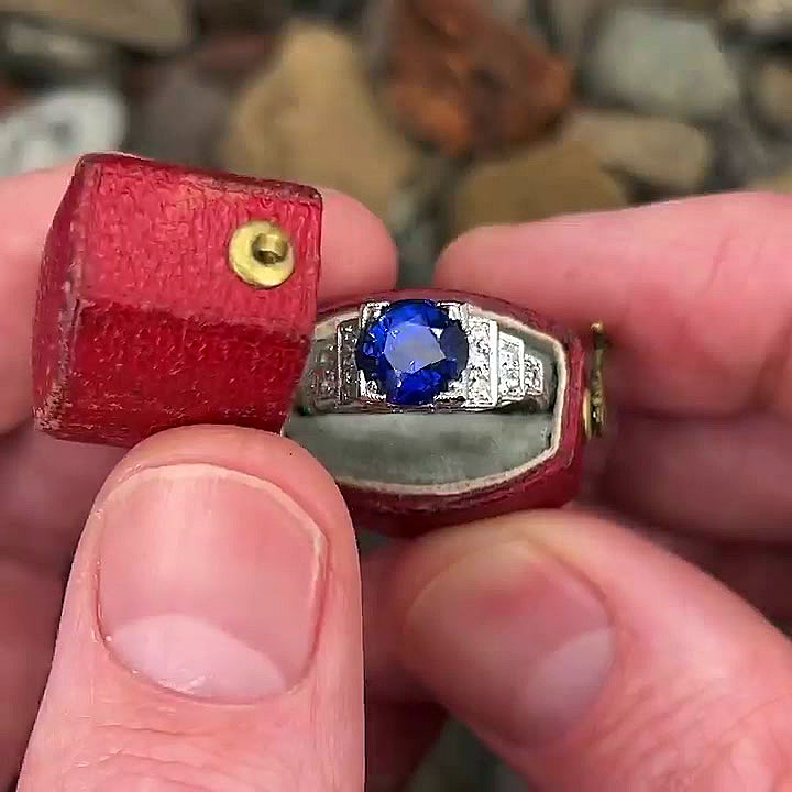 3ct Round Cut Blue Sapphire Engagement Ring