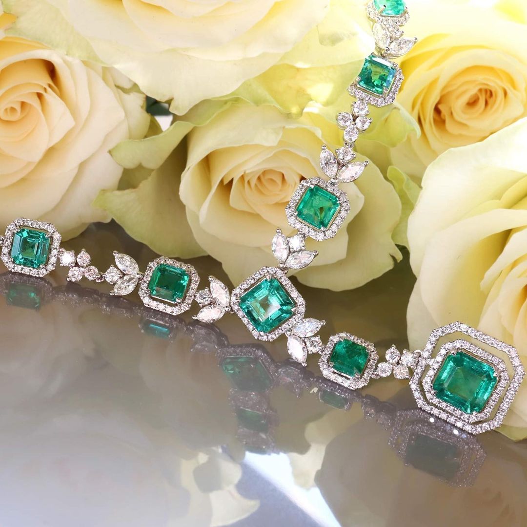 Fashion Emerald Necklace Choker