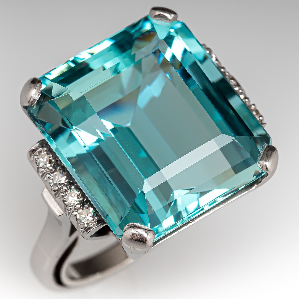 8ct Vintage Emerald Cut Aquamarine Sapphire Cocktail Ring