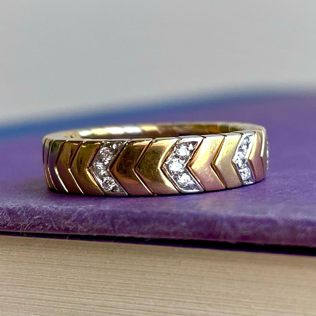 1.5ct Round Cut White Sapphire Chevron Ring