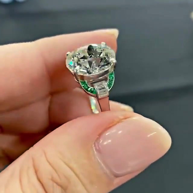 5ct Round Cut White Sapphire Engagement Ring