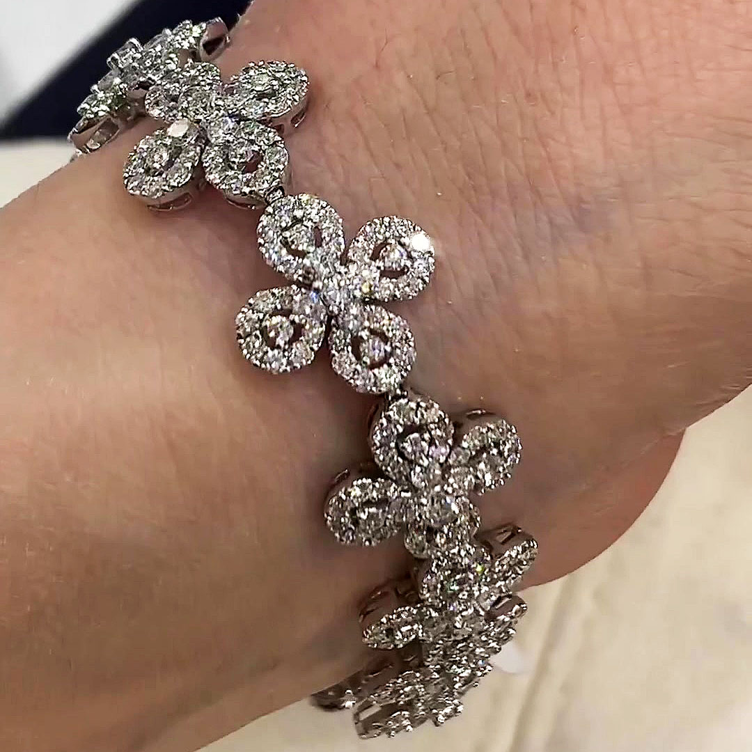 Round&Pear Cut White Leaf Clover Sapphire Bracelet