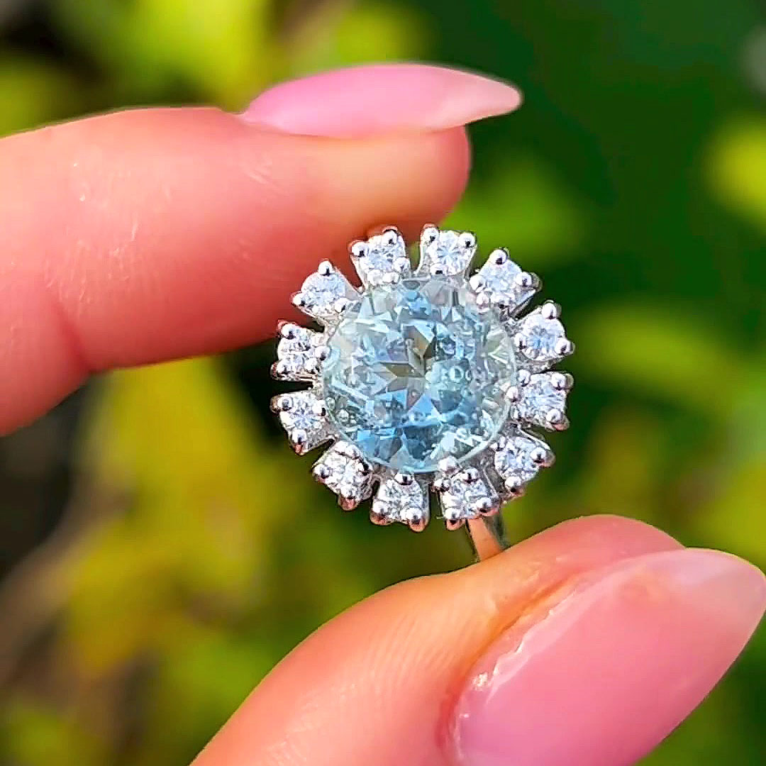 5ct Flower Design Round Cut Aquamarine Sapphire Engagement Ring