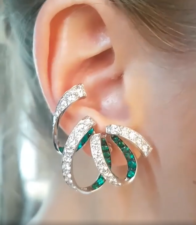 Round Cut White & Emerald Sapphire Swirl Ruban Design Earrings