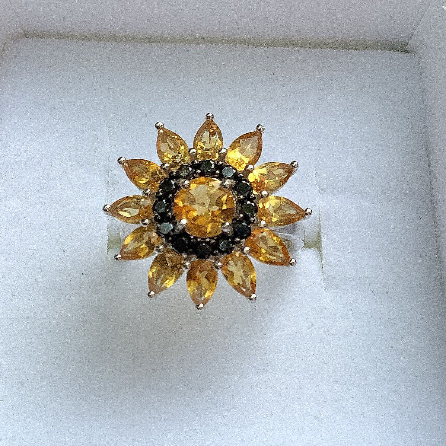 2ct Sunflower Round Cut Yellow Sapphire Engagement Ring