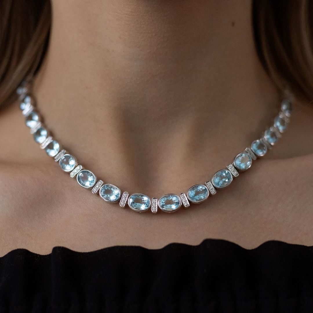 Oval Cut Aquamarine Sapphire Necklace