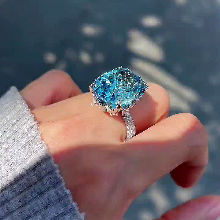 7ct Cushion Cut Aquamarine Sapphire Engagement Ring