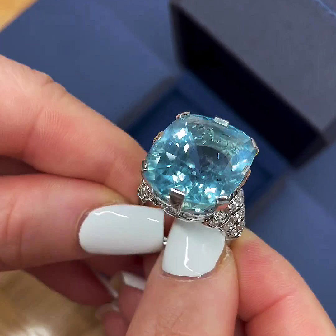 8ct Cushion Cut Aquamarine Sapphire Engagement Ring
