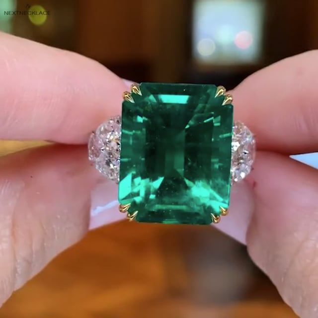 Unique 7ct Emerald Cut Emerald Sapphire Engagement Ring