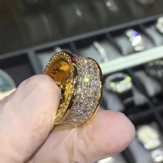 4ct Pure Gold Classic Gold Cushion Cut Wedding Band For Men