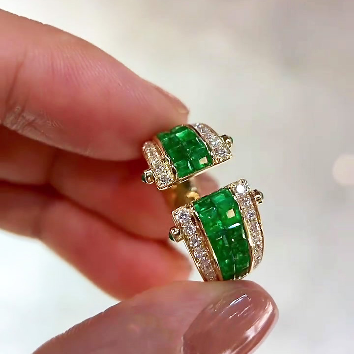 6ct Emerald Cut Emerald Sapphire Eternity Ring