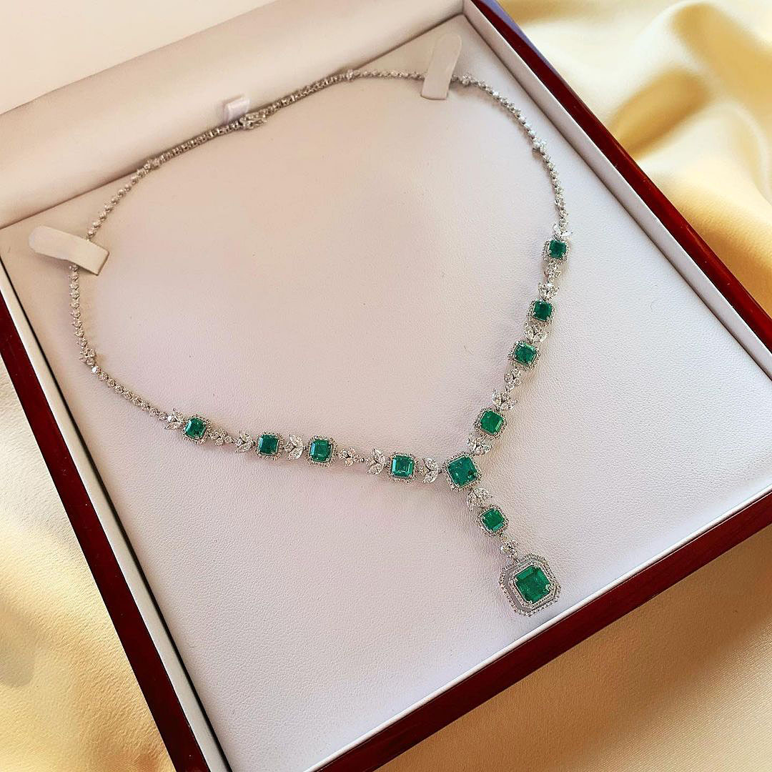 Fashion Emerald Necklace Choker