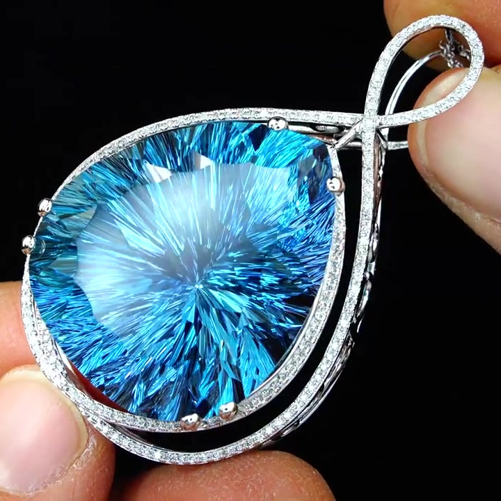 Pear Cut Blue Sapphire Pendant Necklace