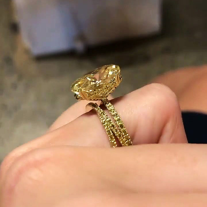 3ct Oval Cut Yellow Sapphire Wedding Set