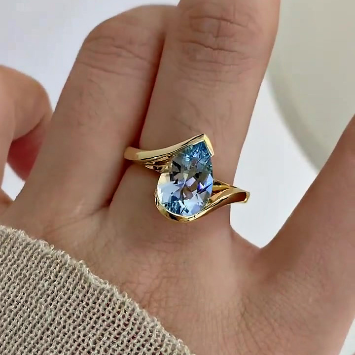 5ct Bypass Shank Pear Cut Aquamarine Sapphire Ring