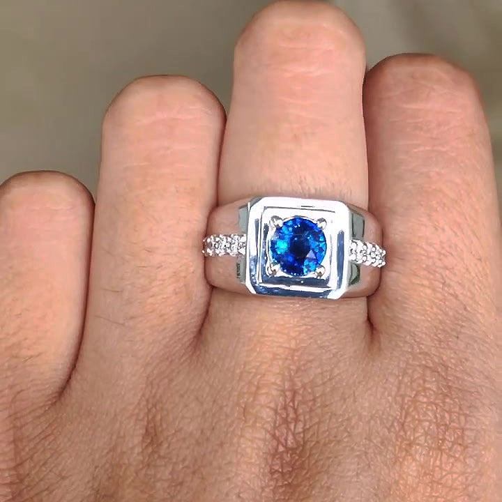 1.37ct Round Cut Blue Sapphire Engagement Ring