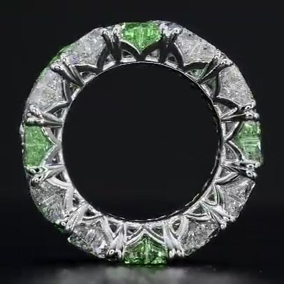 8ct Heart Cut Green Diamond Heart Sapphire Wedding Band