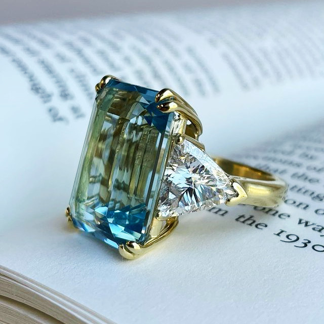 10ct Emerald Cut Aquamarine Sapphire Engagement Ring