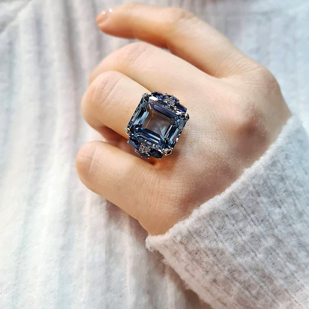 8ct Emerald Cut Aquamarine Sapphire Engagement Ring