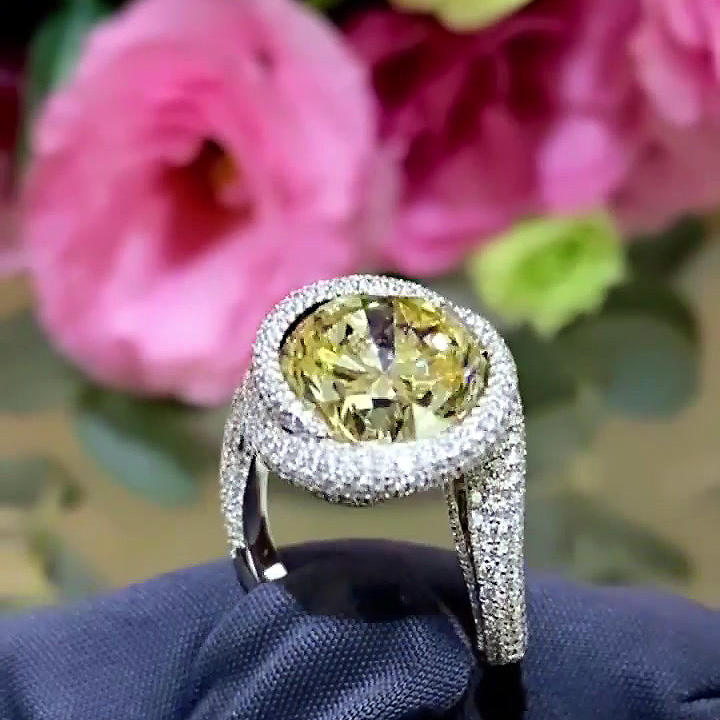 6ct Round Cut Yellow Sapphire Engagement Ring