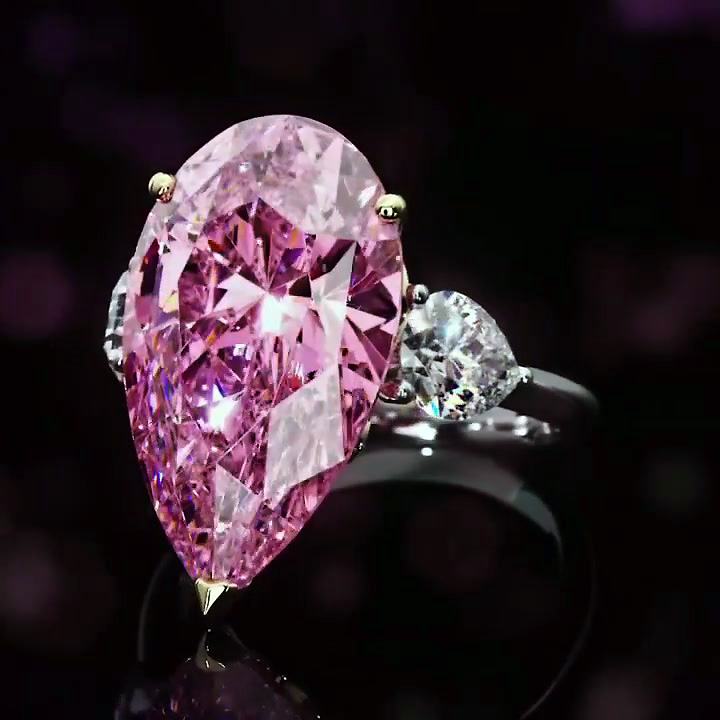 10ct Pear Cut Pink Sapphire Engagement Ring