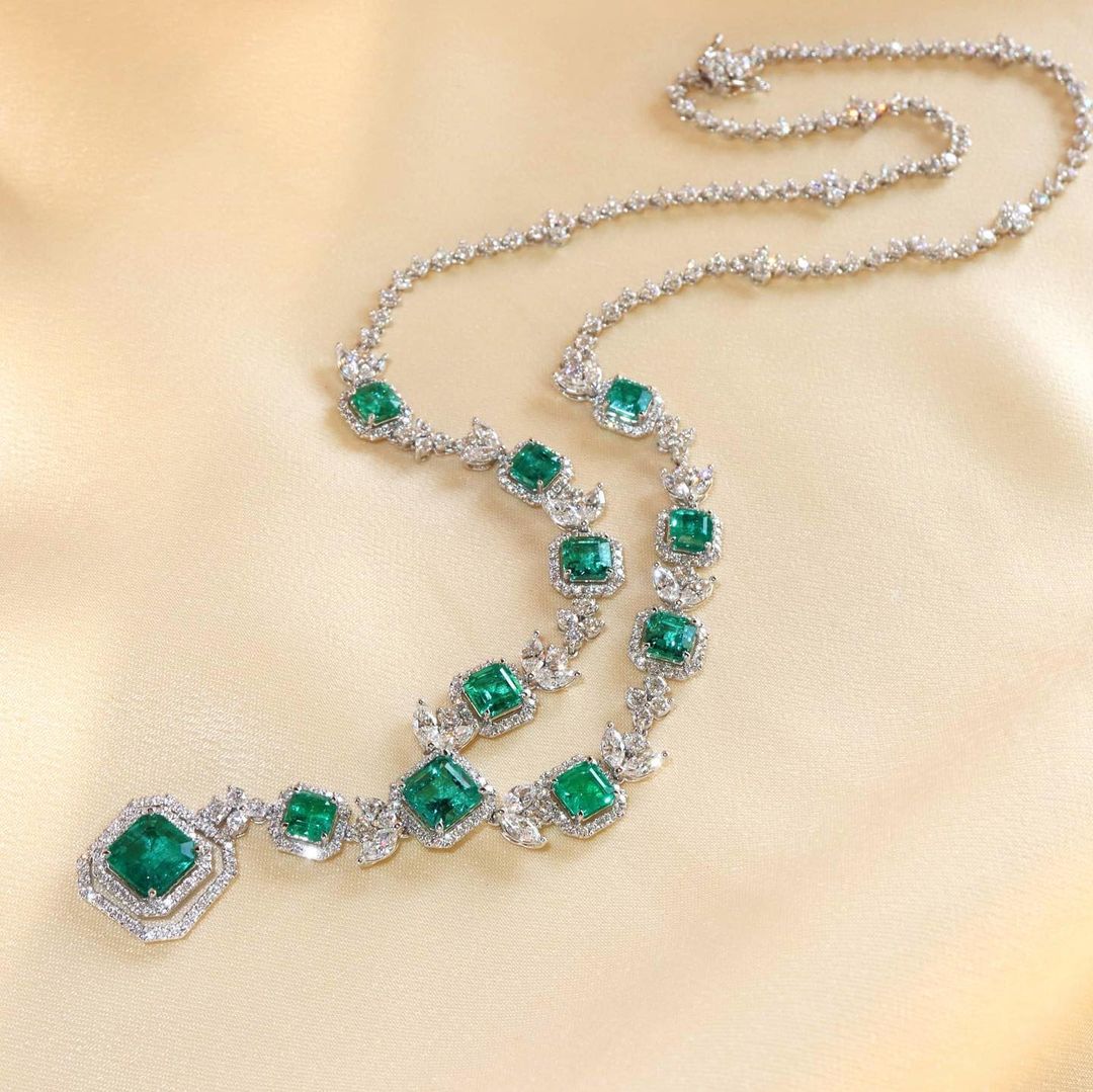 Fashion Emerald Necklace Choker