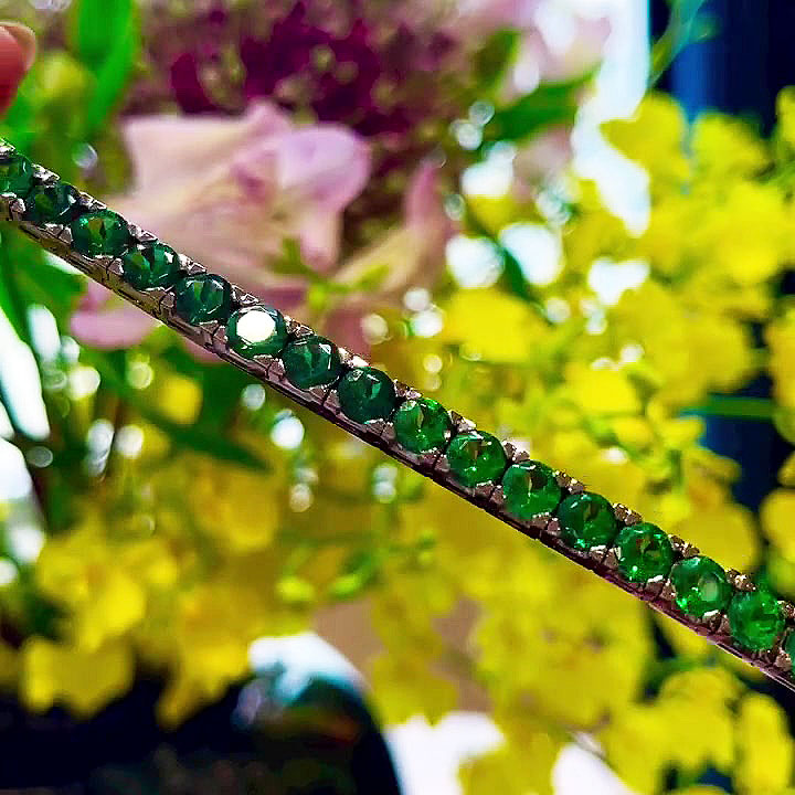 Round Cut Emerald Sapphire Tennis Chain Bracelet