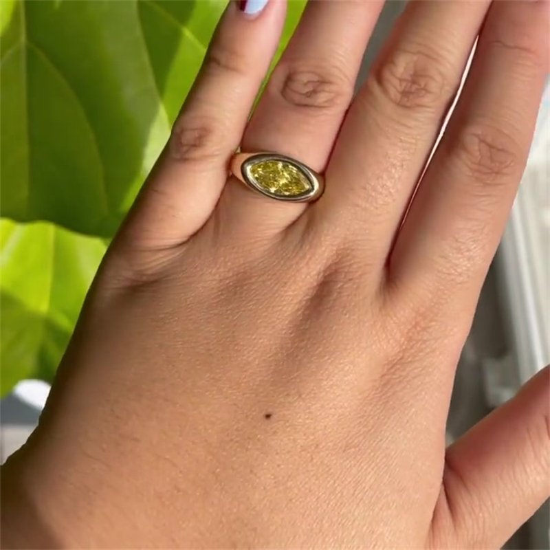 2ct Marquise Cut Yellow Sapphire Wedding Ring