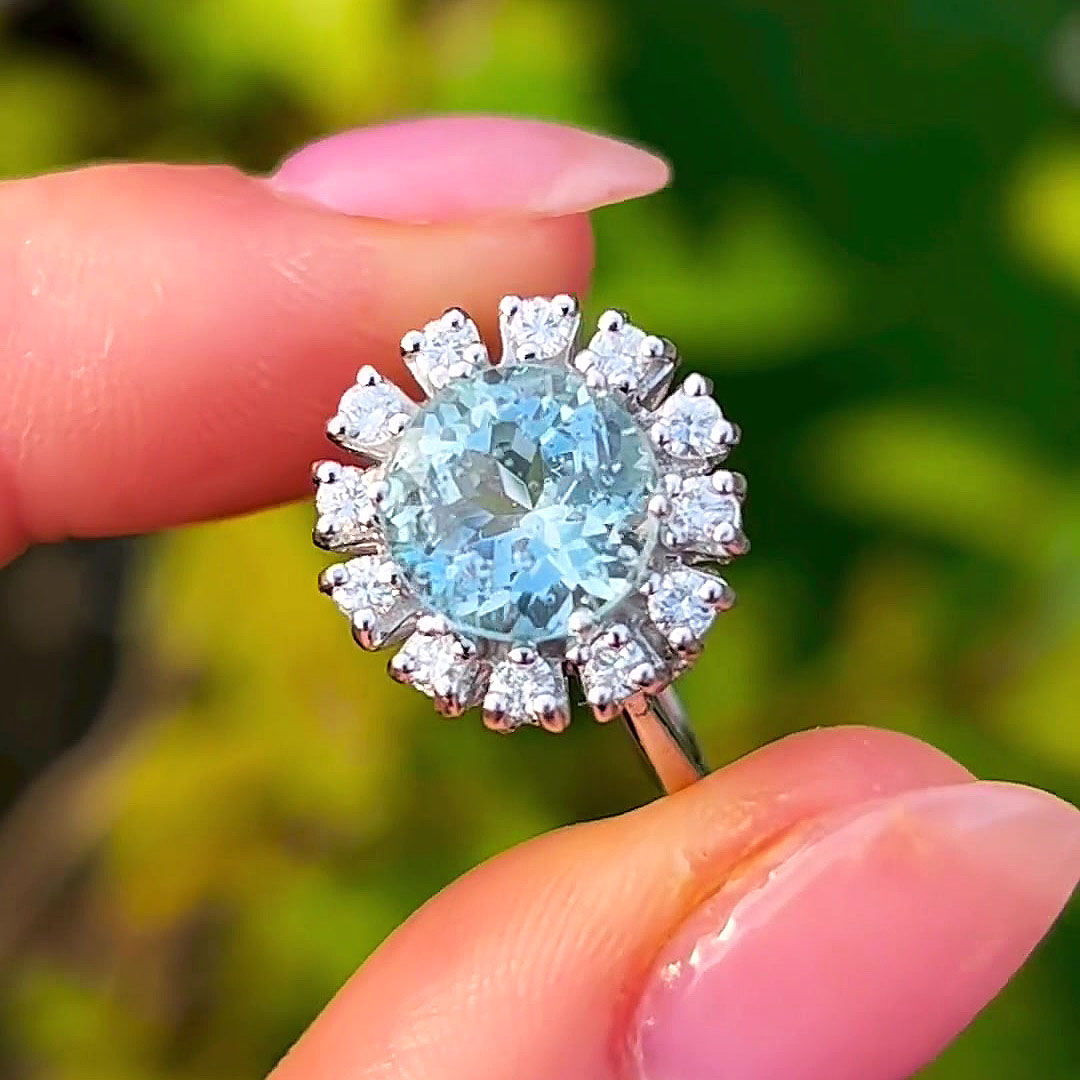 5ct Flower Design Round Cut Aquamarine Sapphire Engagement Ring