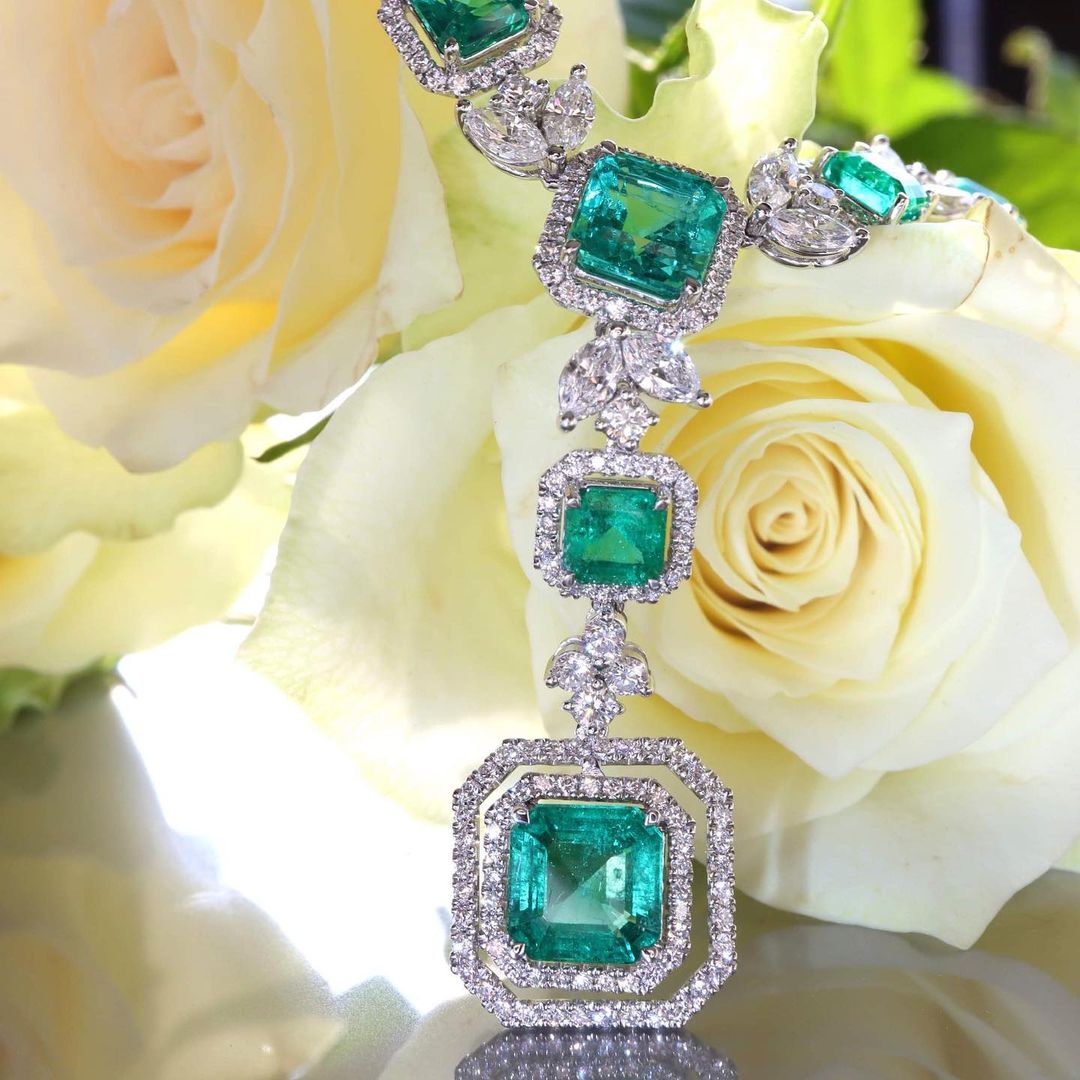 Fashion Emerald Necklace Choker