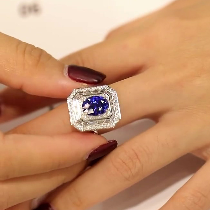 4ct Art Deco Halo Oval Cut Blue Sapphire Engagement Ring