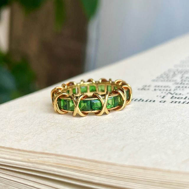 3.5ct Princess Cut Emerald Green Wedding Band