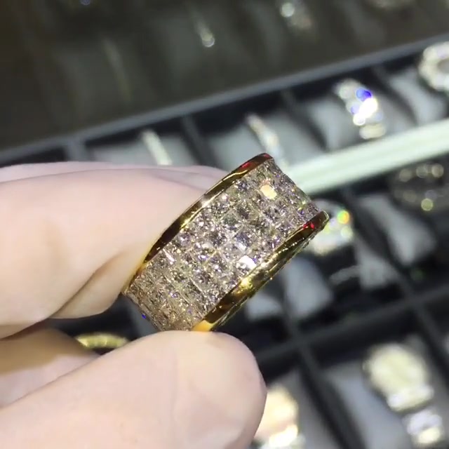 4ct Pure Gold Classic Gold Cushion Cut Wedding Band For Men