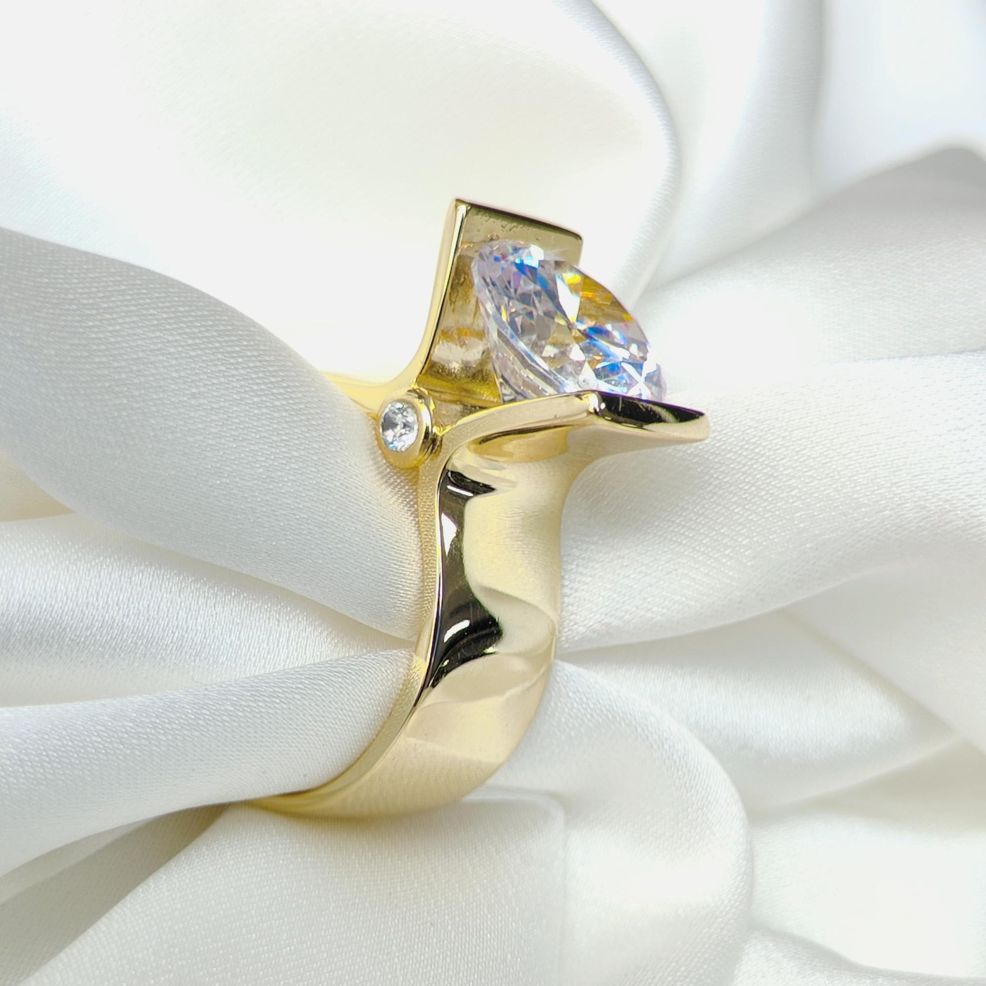 5ct Round Cut White Sapphire Engagement Ring