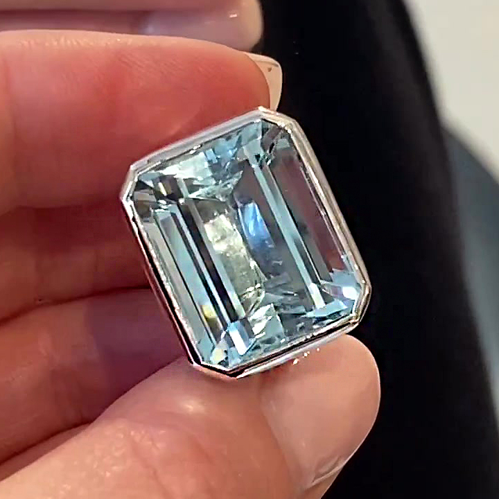 8ct Emerald Cut Aquamarine Sapphire Engagement Ring