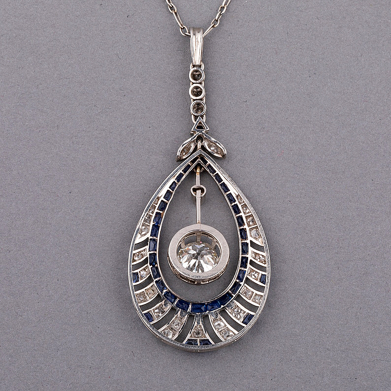 Art Deco Round Cut Blue Sapphire Necklace